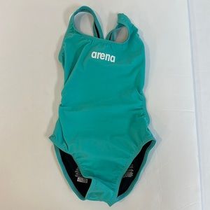 Arena one piece swimsuit